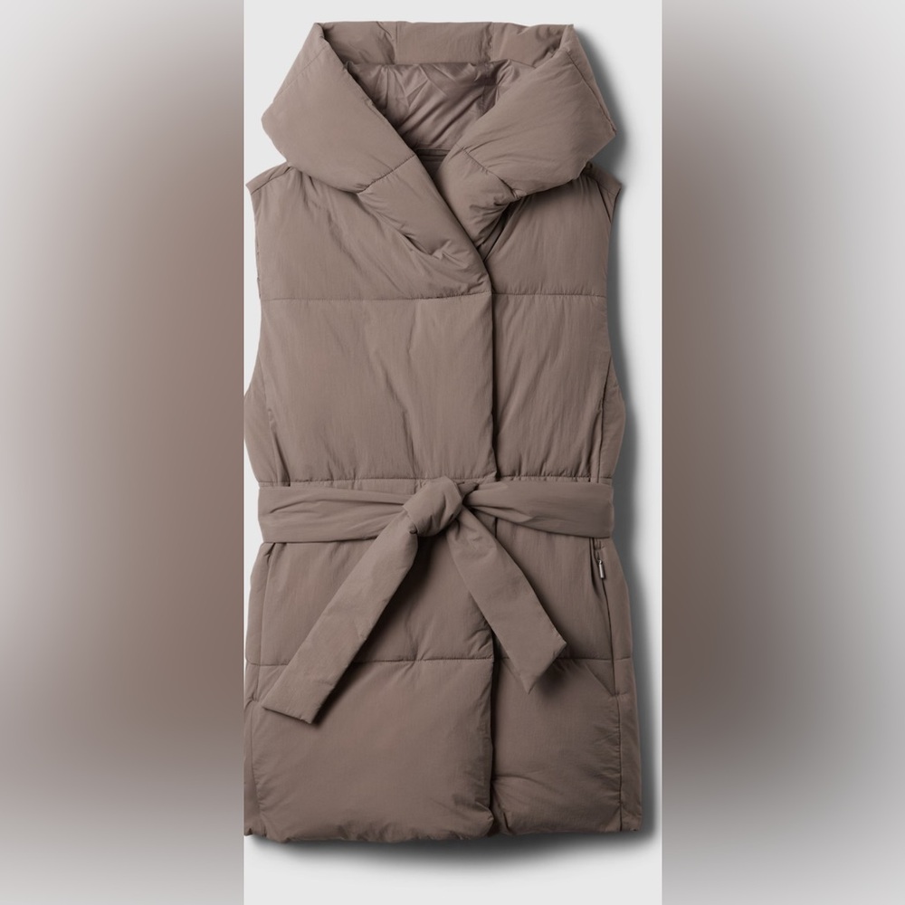 NWOT Gap Light Brown Duvet Puffer Vest
